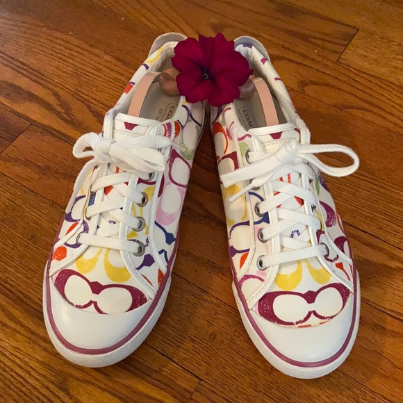 Coach Shoes - 🛍SALE🛍 Coach Sneakers